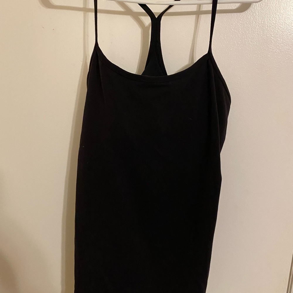Ladies black lululemon tank size 12 excellent condition